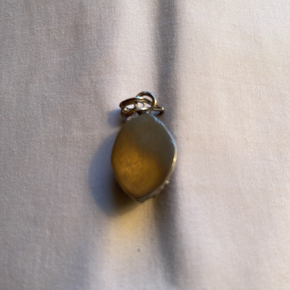 Vintage 1930 Bali Pebbled Shell Silver Drop Pendant - Picture 5 of 5